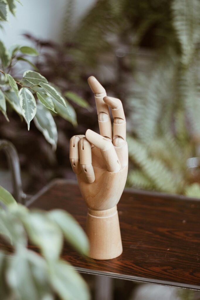 Hand